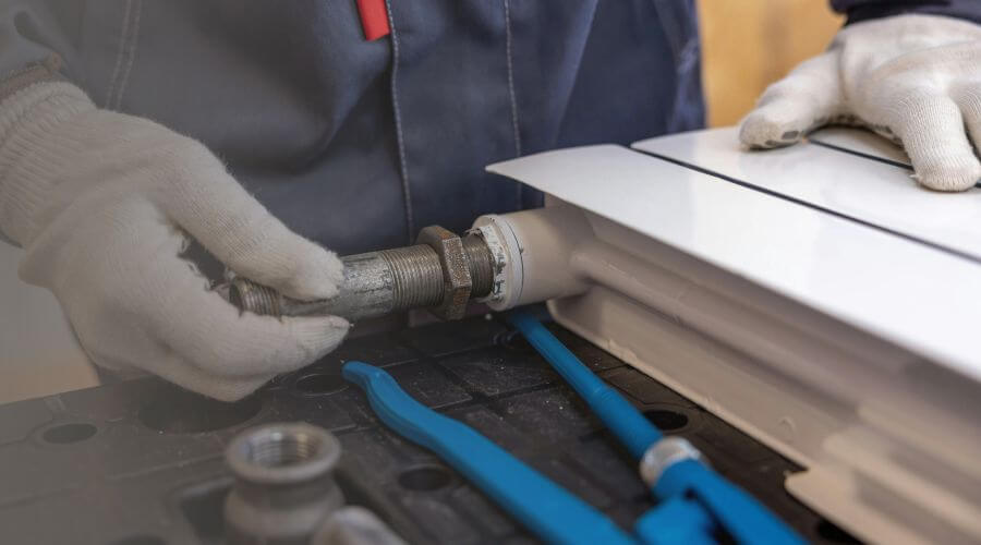 Expert burst pipe repair services in Ellsworth, NE